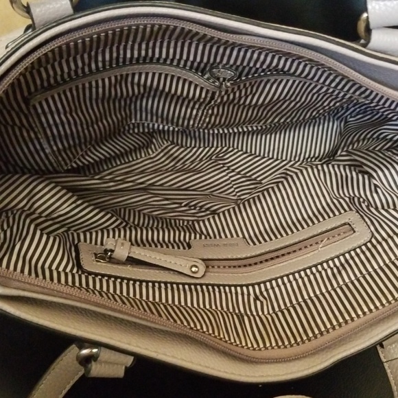 Nine West Handbag - Picture 5 of 7